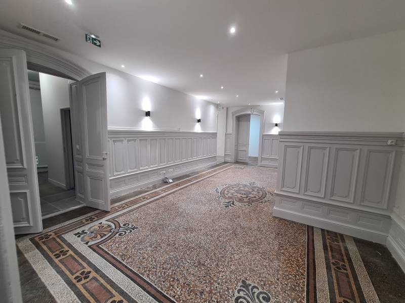 Transformation de bureaux à Lyon – Place Bellecour